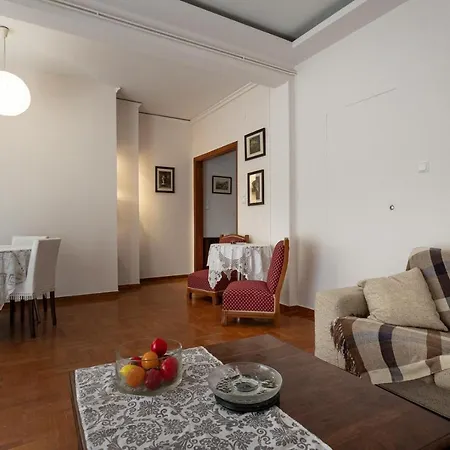 Διαμέρισμα Spacious *